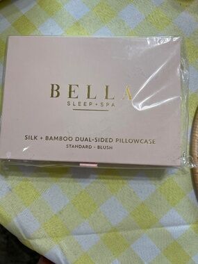 Bella Dleep & Spa Silk and Bamboo Pillowcase